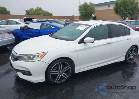 2017 Honda Accord Sport z USA, uszkodzony, nr VIN 1HGCR2F50HA169945